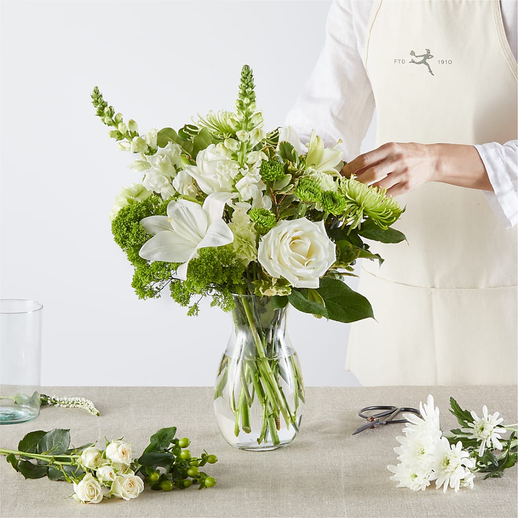 Irish Garden - A Florist Original – Columbia Florist, Bronx NY