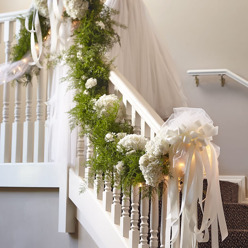 Champagne Dreams Garland – Columbia Florist, Bronx NY